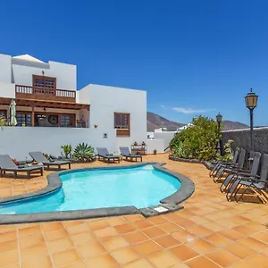 casa-de-paz-playa-blanca-lanzarote.in-canary-islands.com/